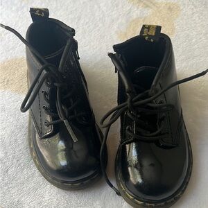 doc martens shoes size US 6